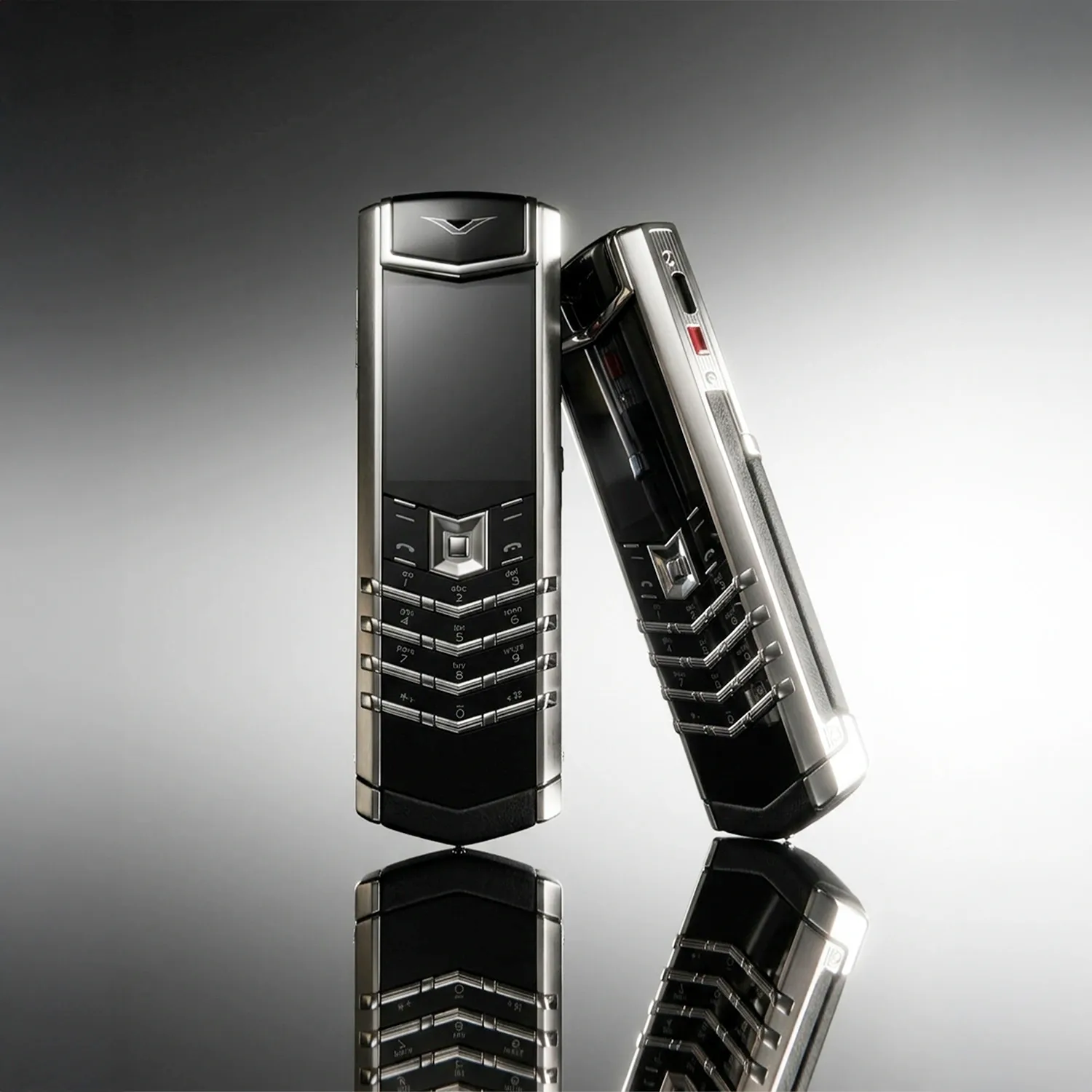 Luxury Keypad Phones: Why Tactile Craft Still Matters in a Smartphone World
