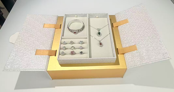 Small Boxes for Single Jewelry Pieces
