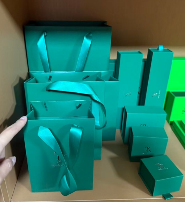 Sourcing and Event Packaging Logistics