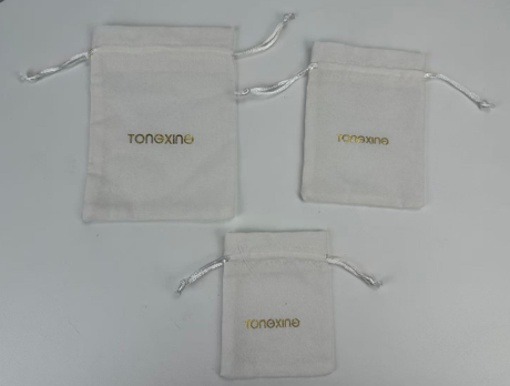 Which Drawstring Jewelry Bag Material Is Better Cotton or Velvet