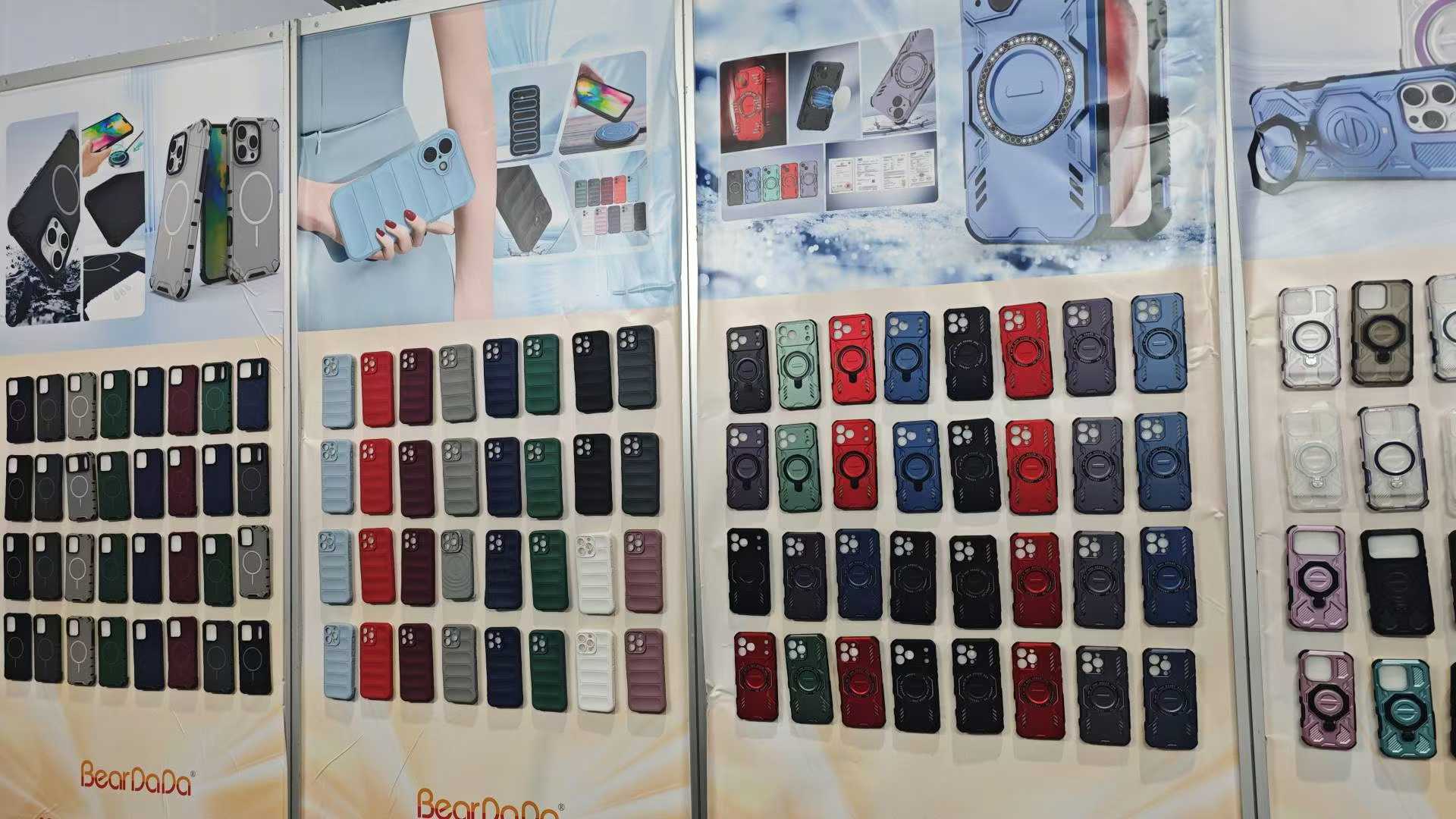 Bar chart comparing drop resistance of Bibercas and other leading phone case brands