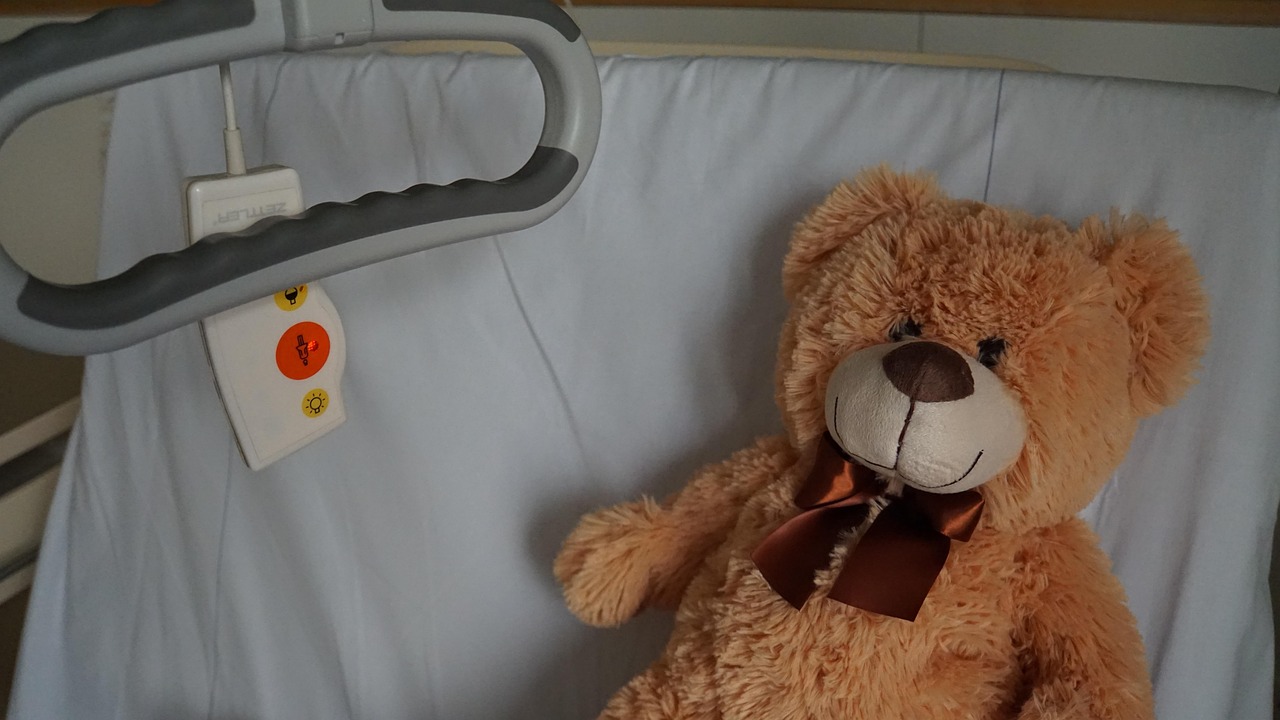 Choosing Between Hospital Beds and Nursing Home Beds