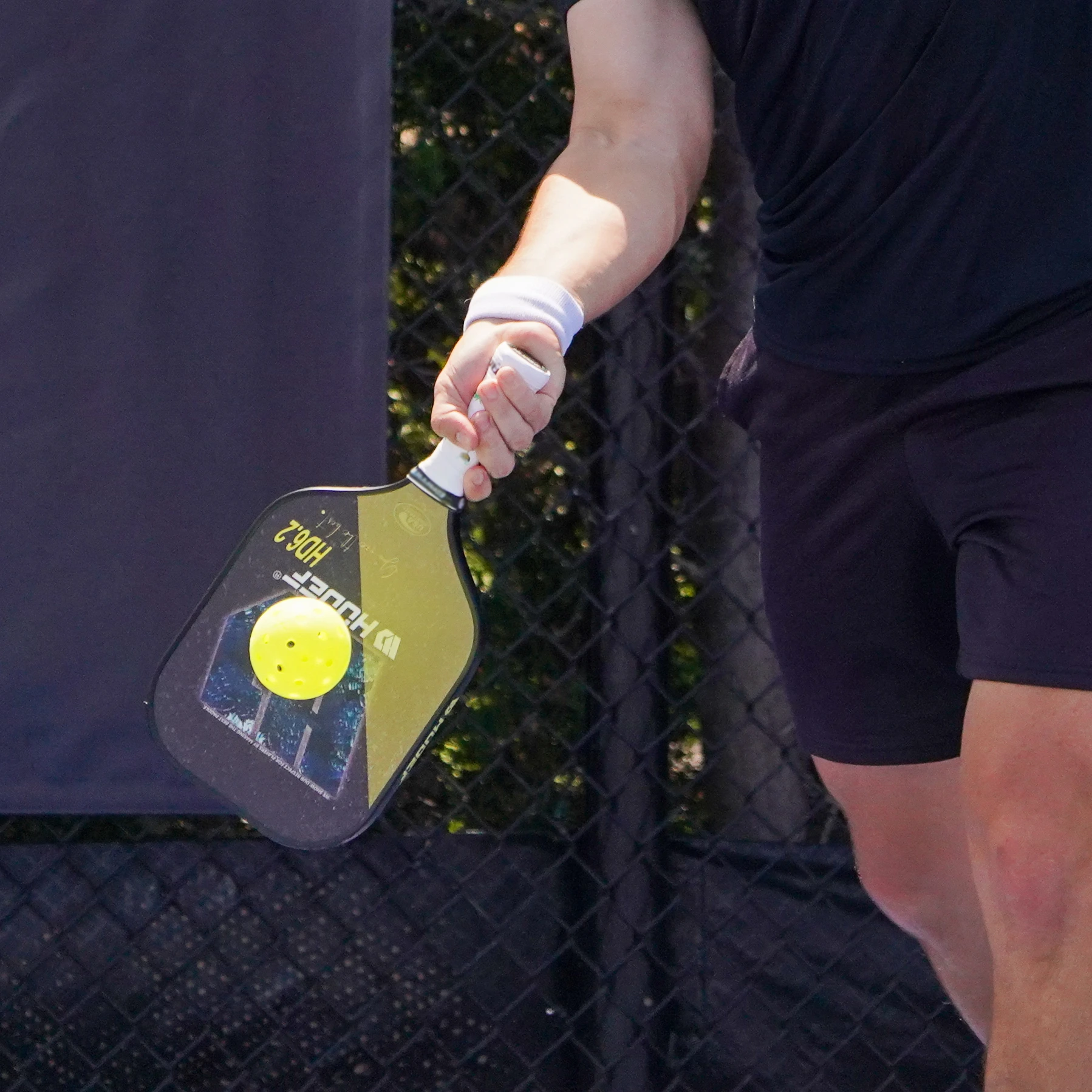 Hudefsport-Best-Budget-Light-Pickleball-Paddles-Recovery