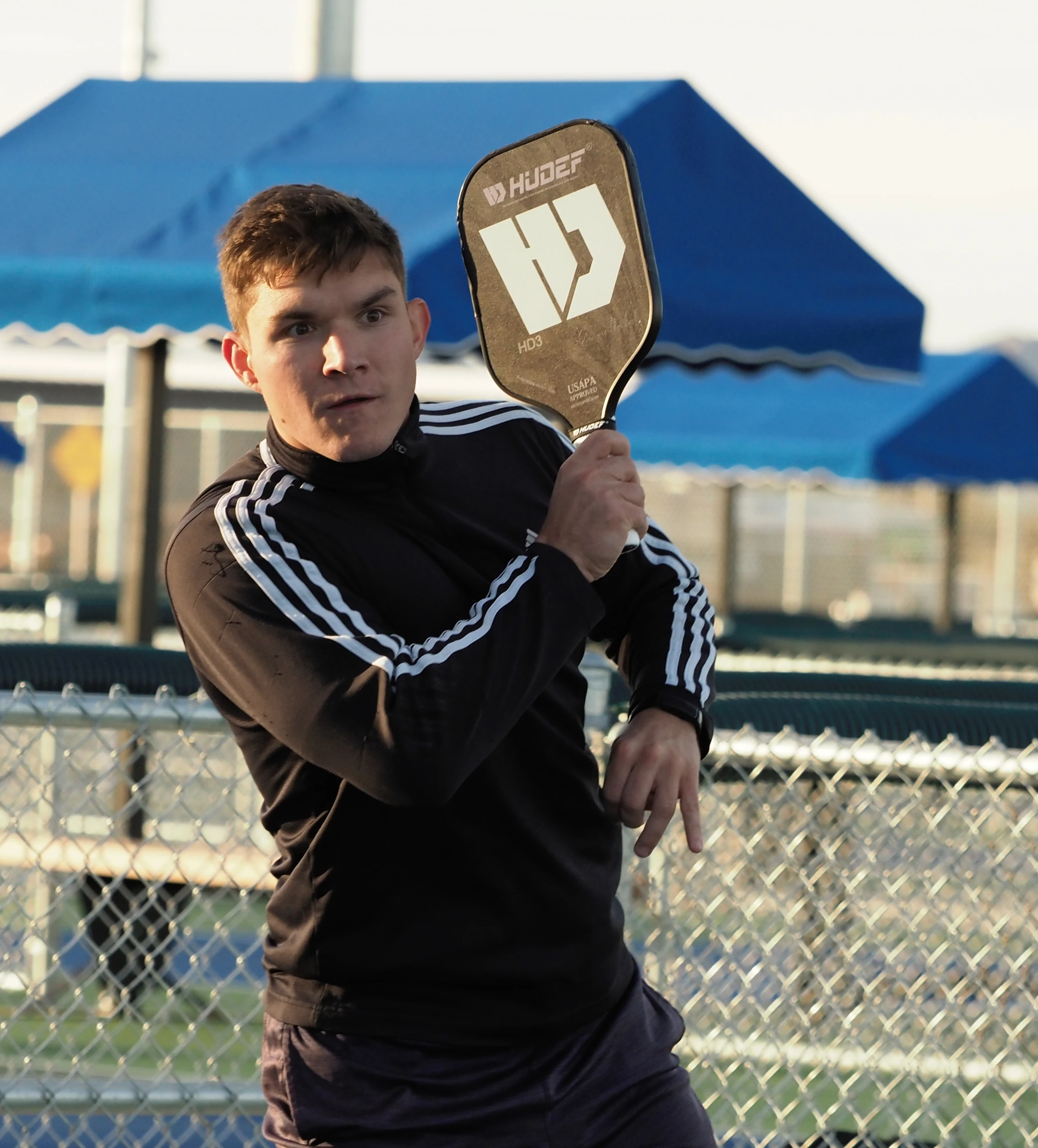 Hudefsport-Professional-Kevlar-Pickleball-Paddles-Fail-Stop-1