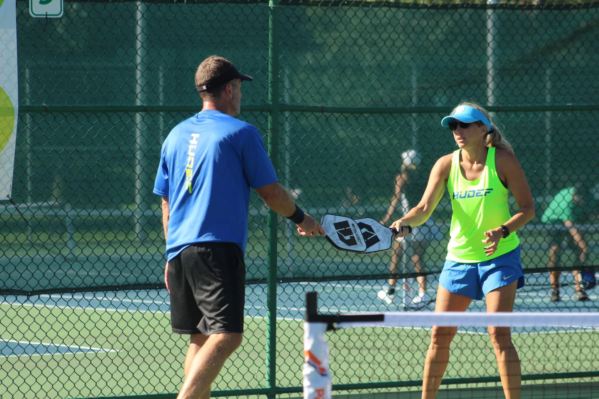 Hudefsport-Pro-Pickleball-Paddles-Bags-Expand-Elite-Max-1
