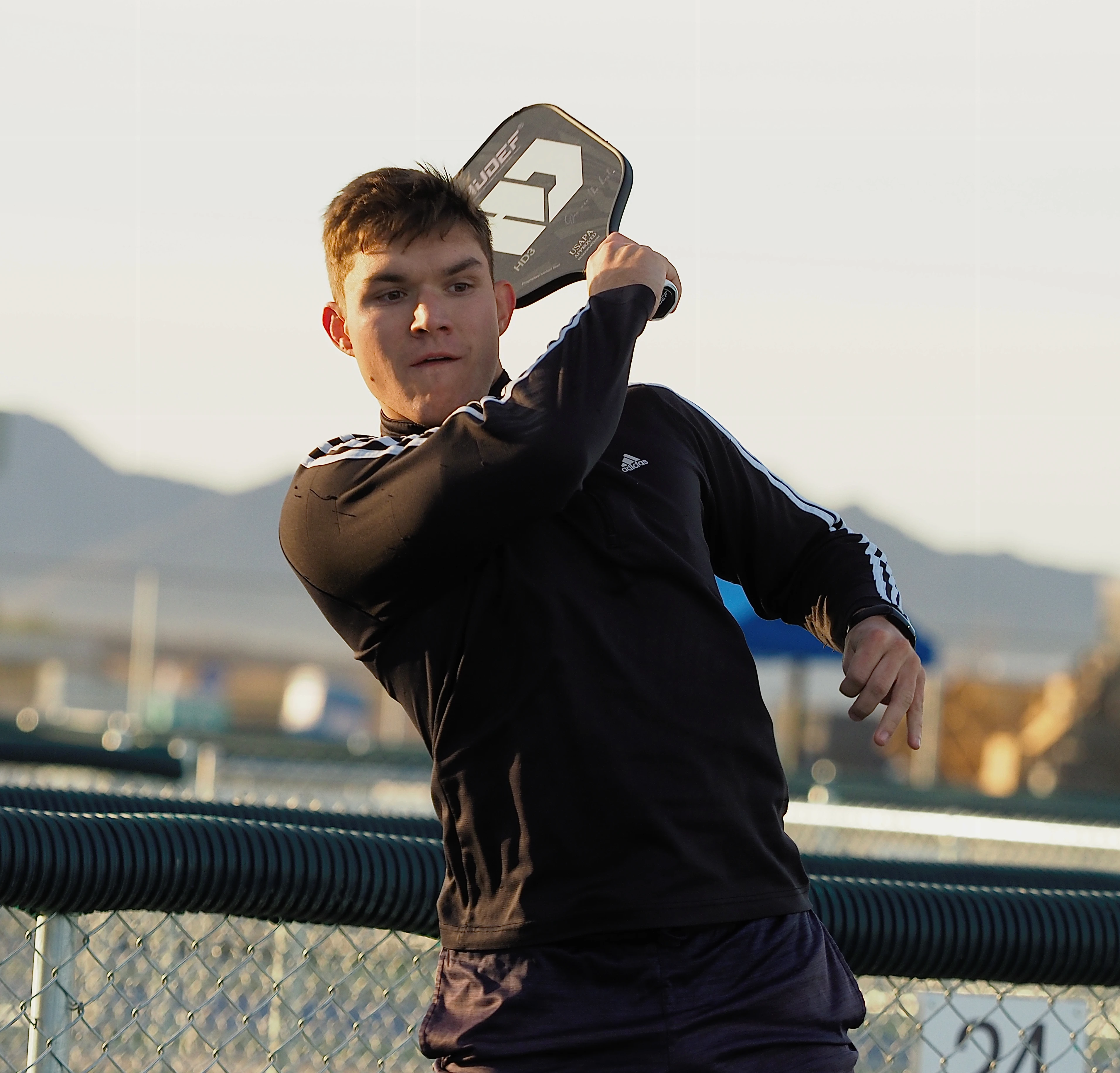 Hudefsport-Top-Graphite-Pickleball-Paddles-Precision-90%-1