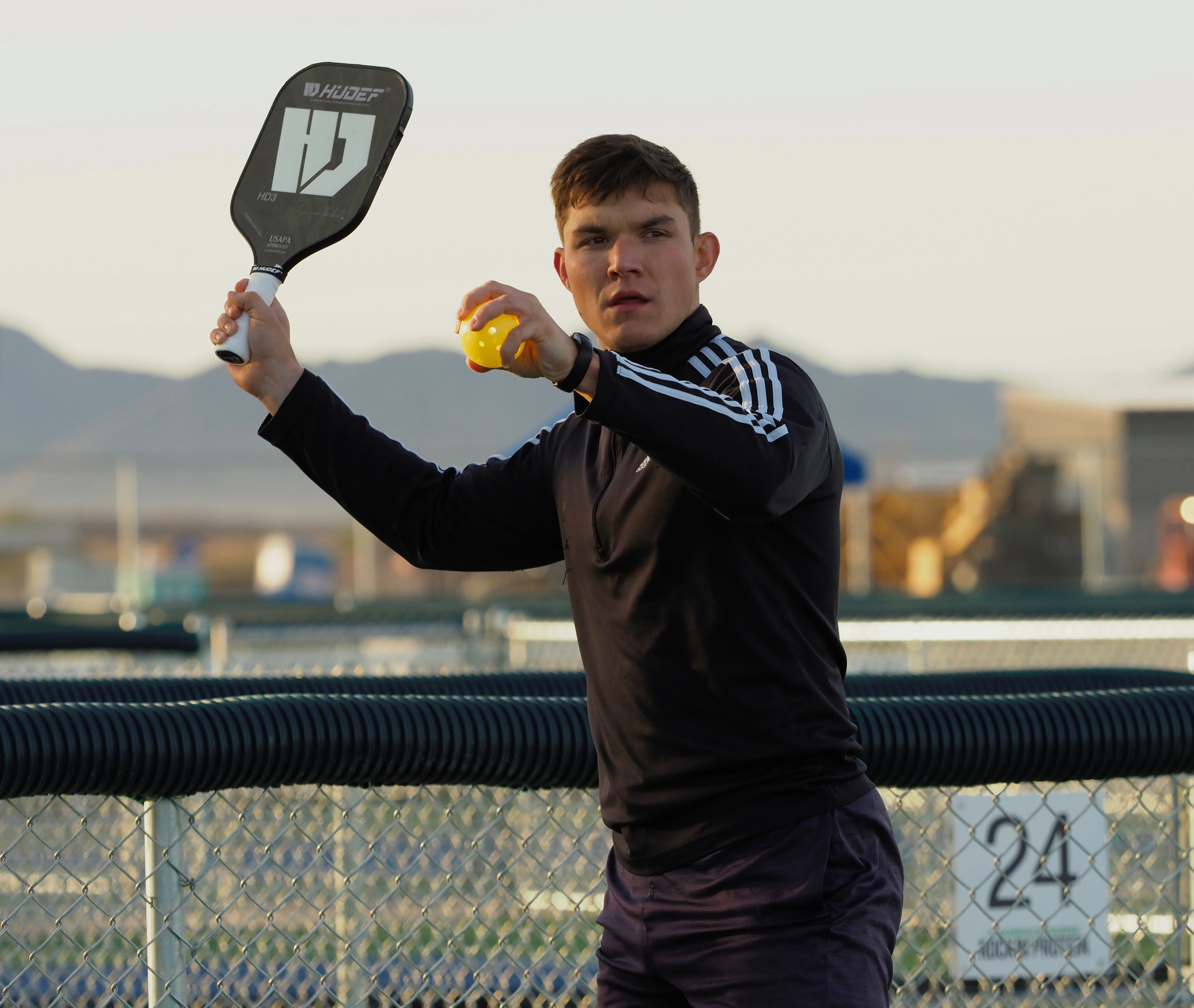 Hudefsport-Composite-Best-Pickleball-Rackets-Break-80%-1