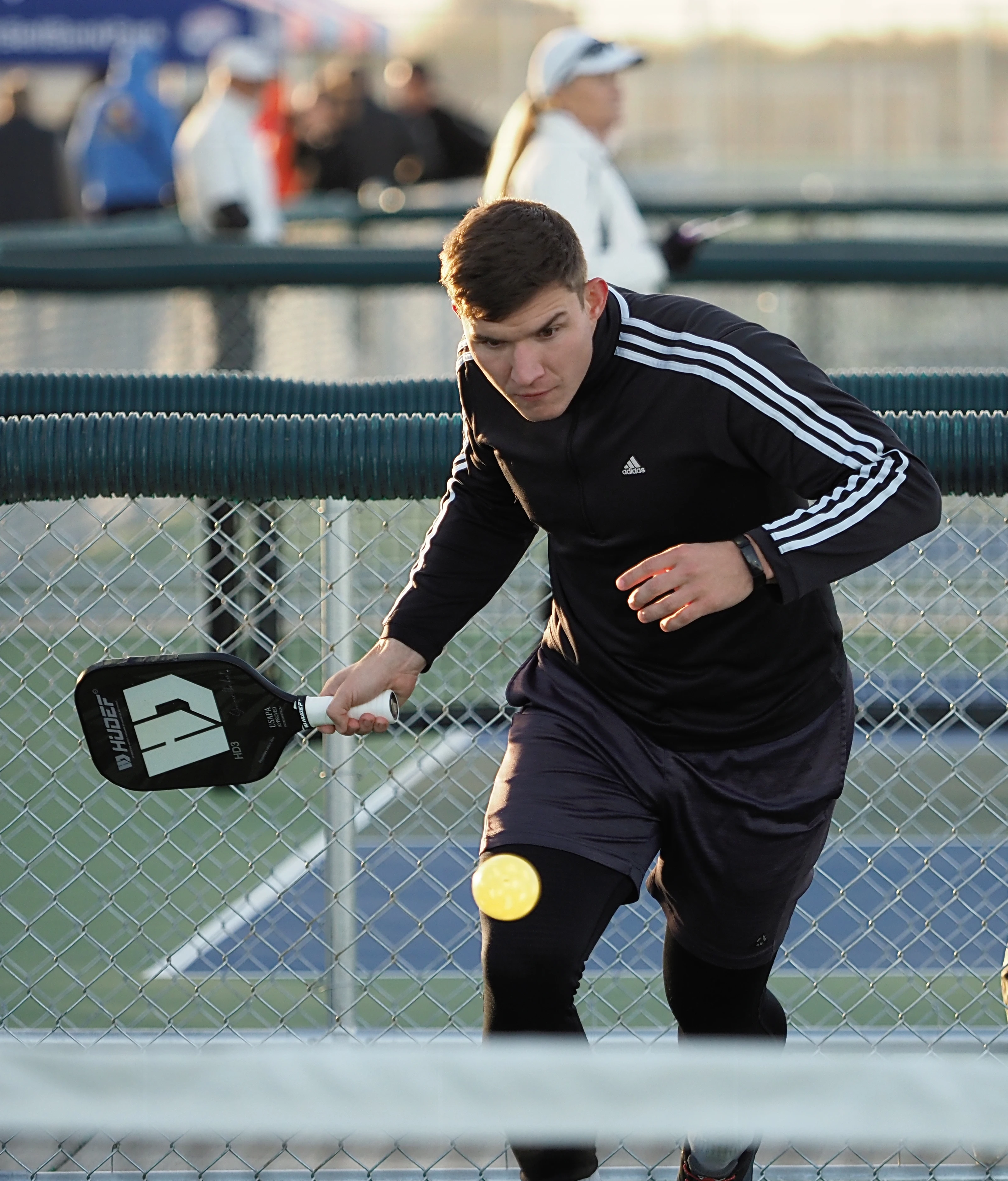 Hudefsport-Top-Kevlar-Pickleball-Paddles-Frequent-Stop-1