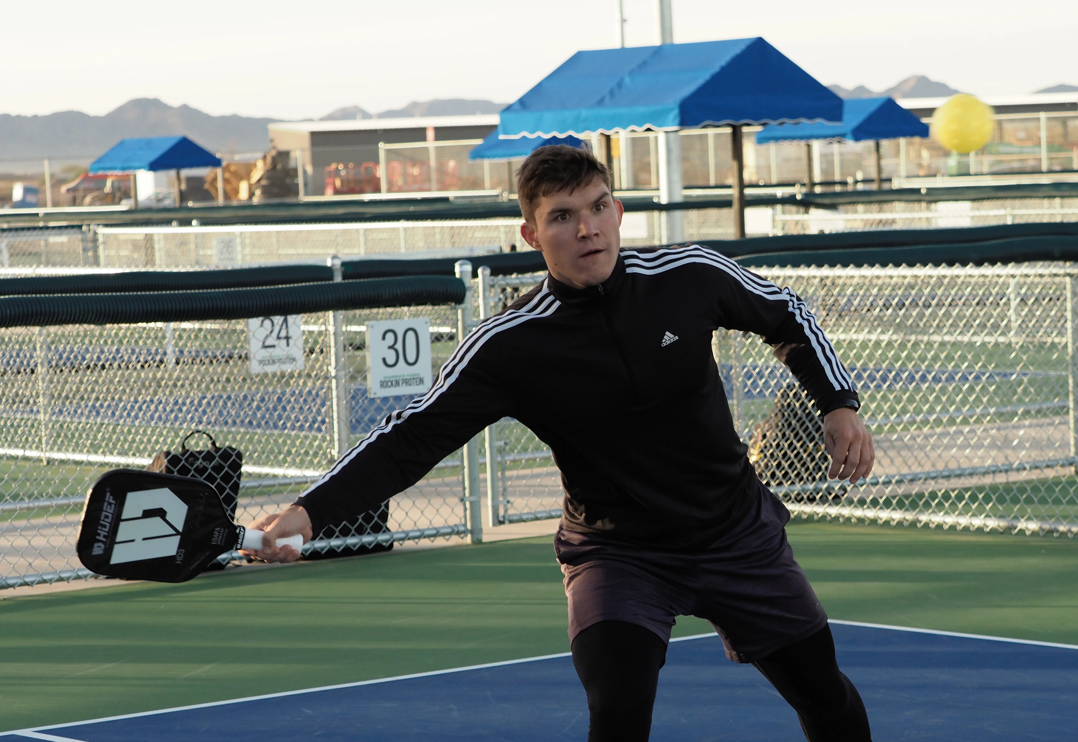 Hudefsport-Best-Elongated-Pickleball-Paddles-Dominate-100%-1