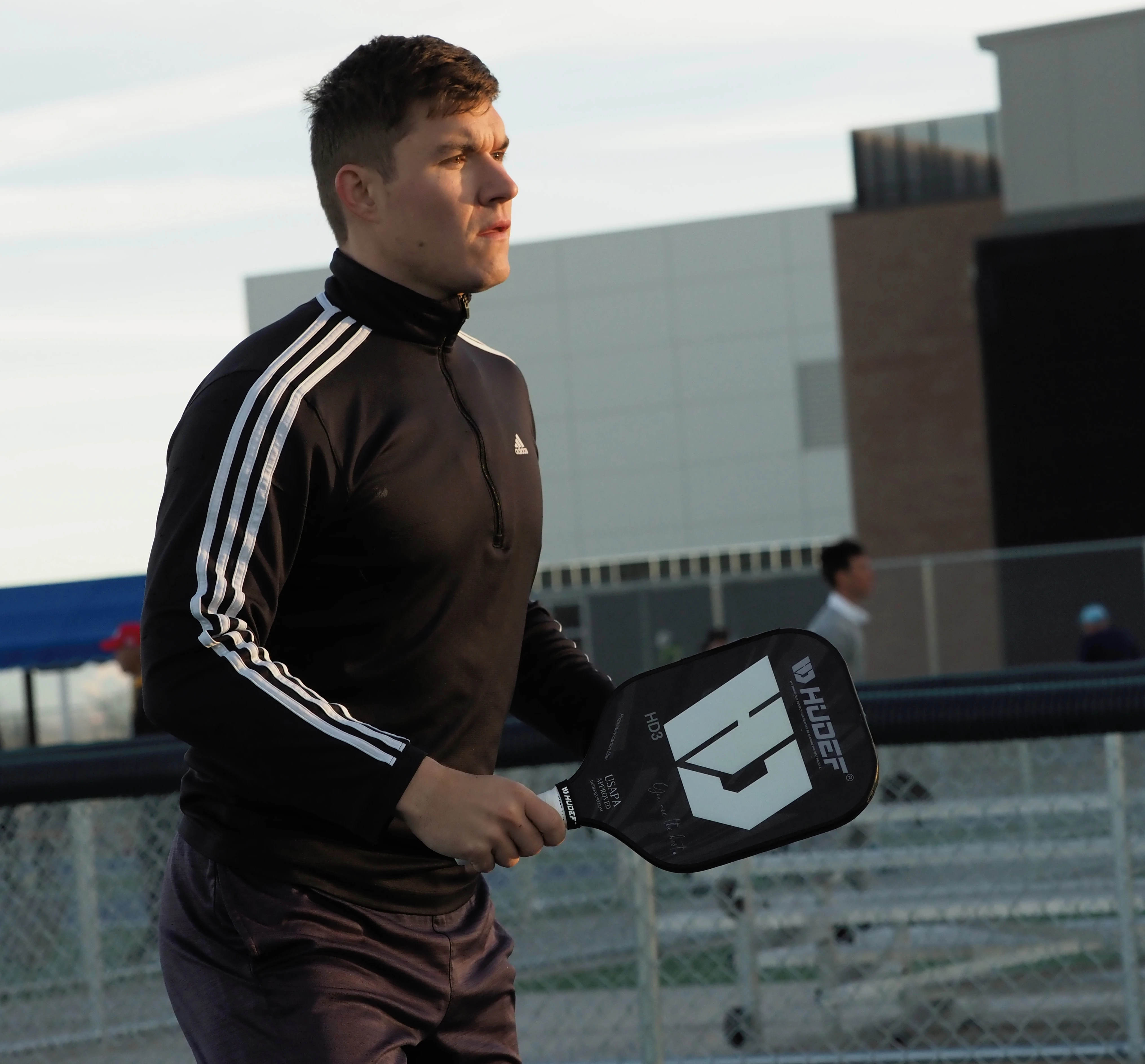 Hudefsport-Best-Carbon-Fiber-Pickleball-Paddles-Dead-Fix-1