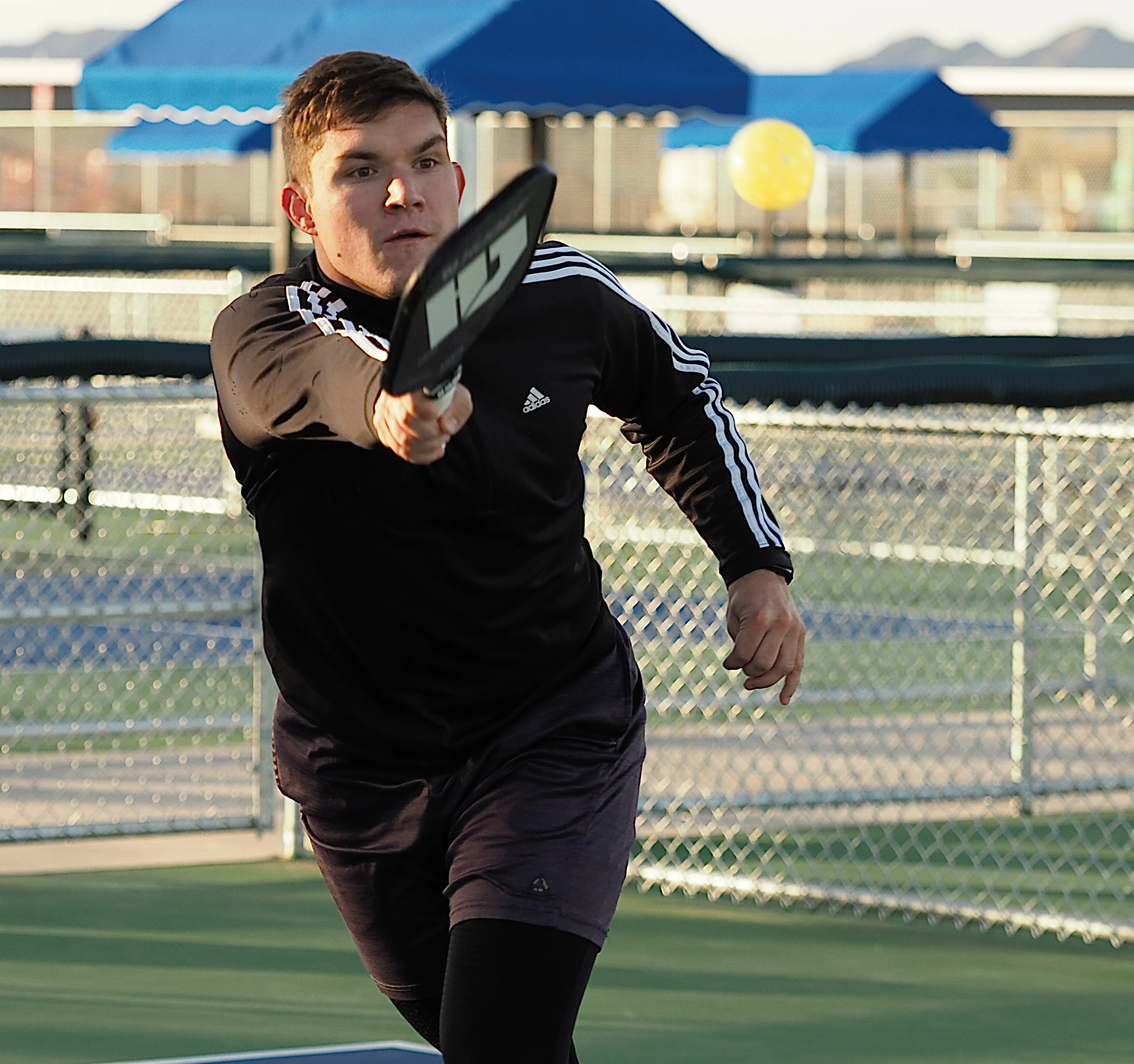 Hudefsport-Professional-Graphite-Pickleball-Rackets-Elite
