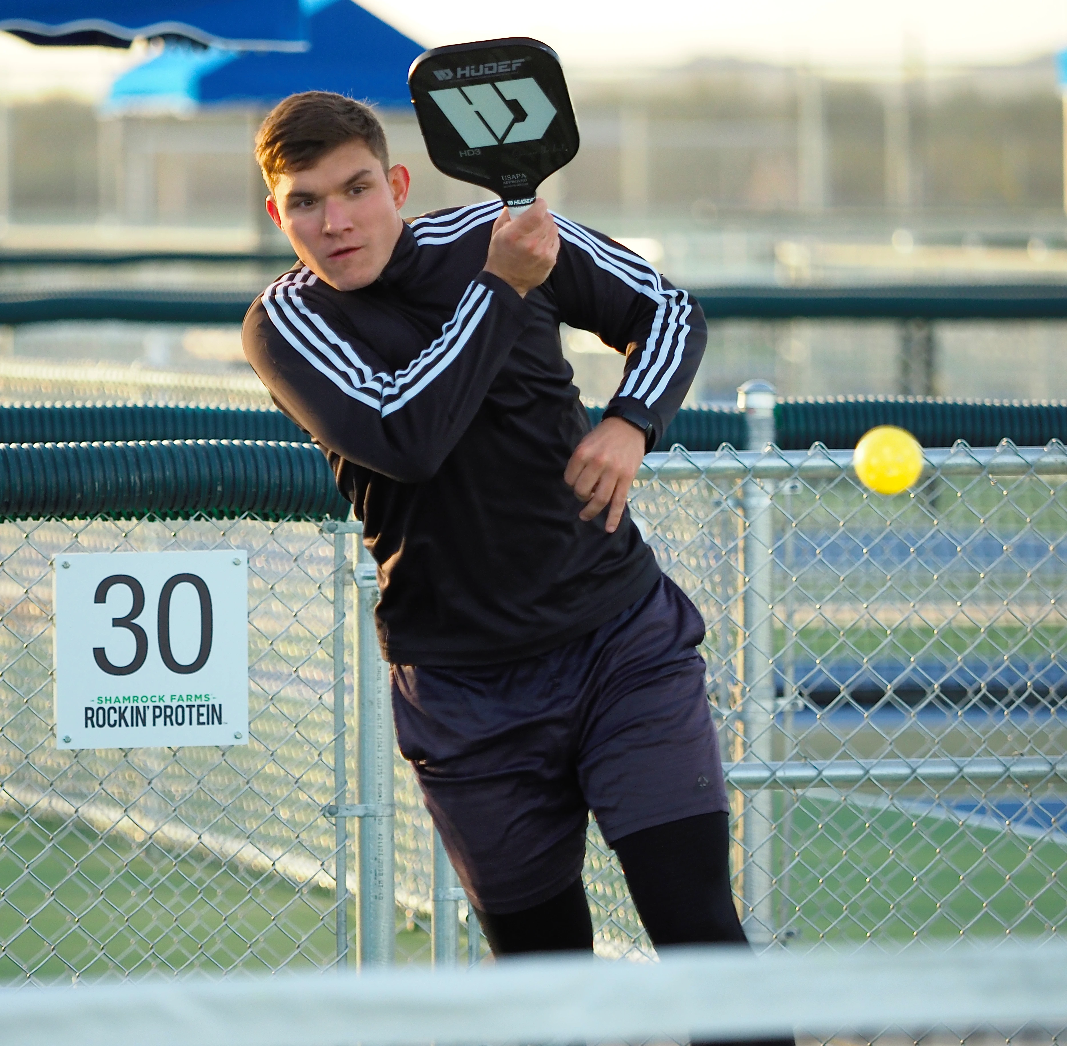 Hudefsport-Light-Best-Pickleball-Rackets-3rd-Set-Save-2