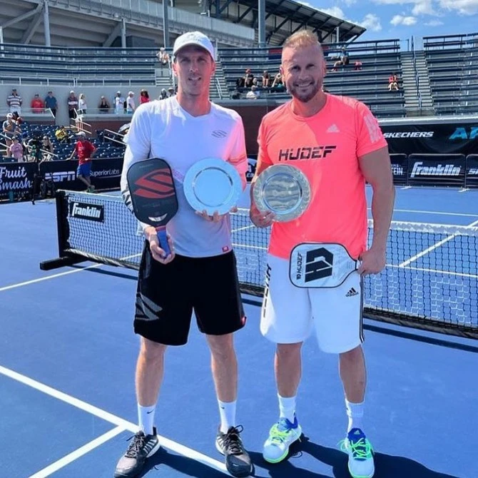 Best Advanced Pickleball Paddles Extended 40% Reach
