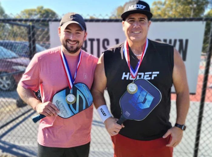 Good Light Pickleball Paddles Marathon 5Hr