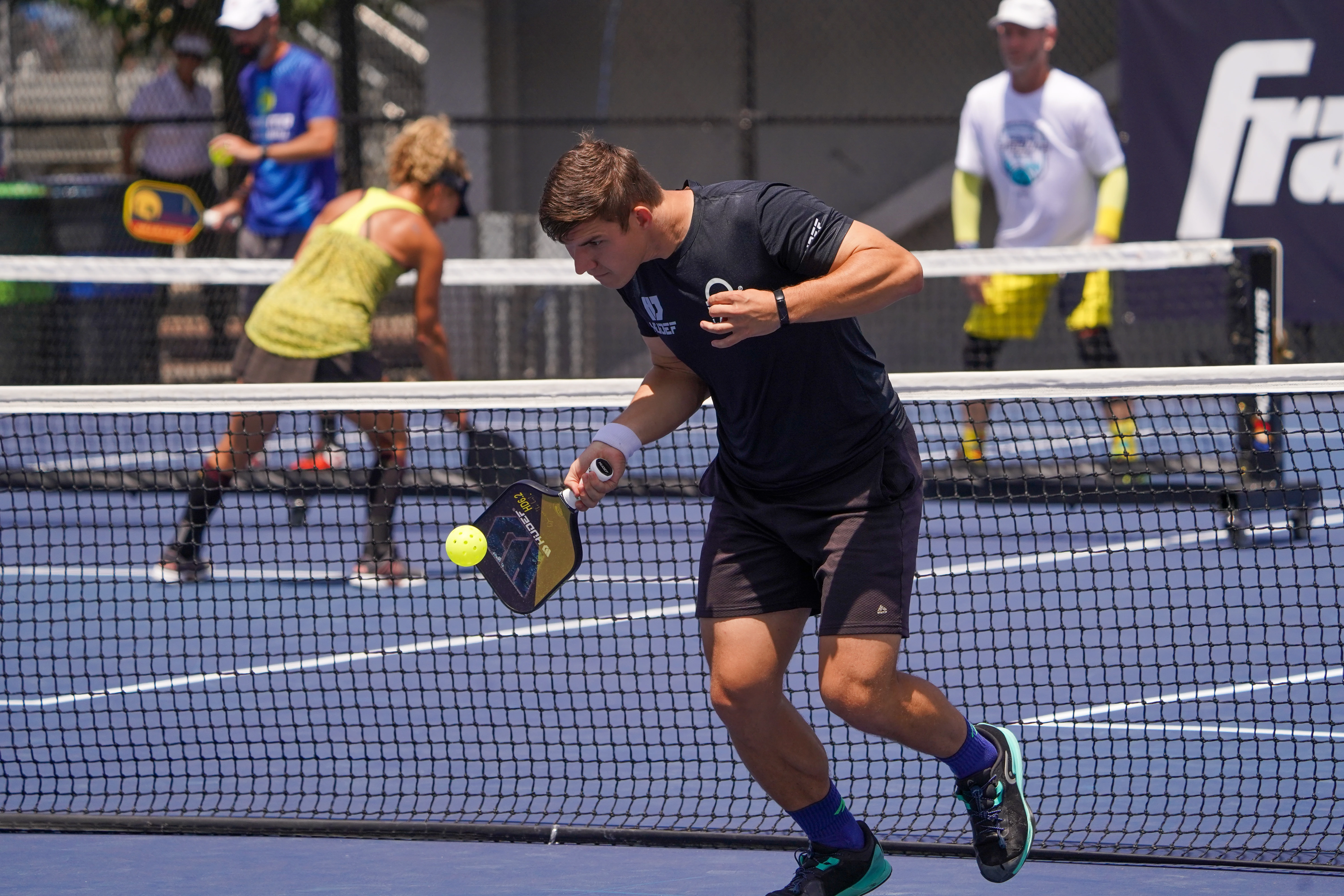 Hudefsport-Best-Split-Proof-Indoor-Pickleball-Balls-Strong