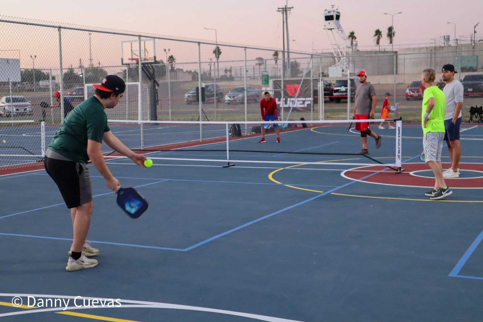 Hudefsport-Best-Pickleball-Paddle-Bag-Multi-Hook-6-Point