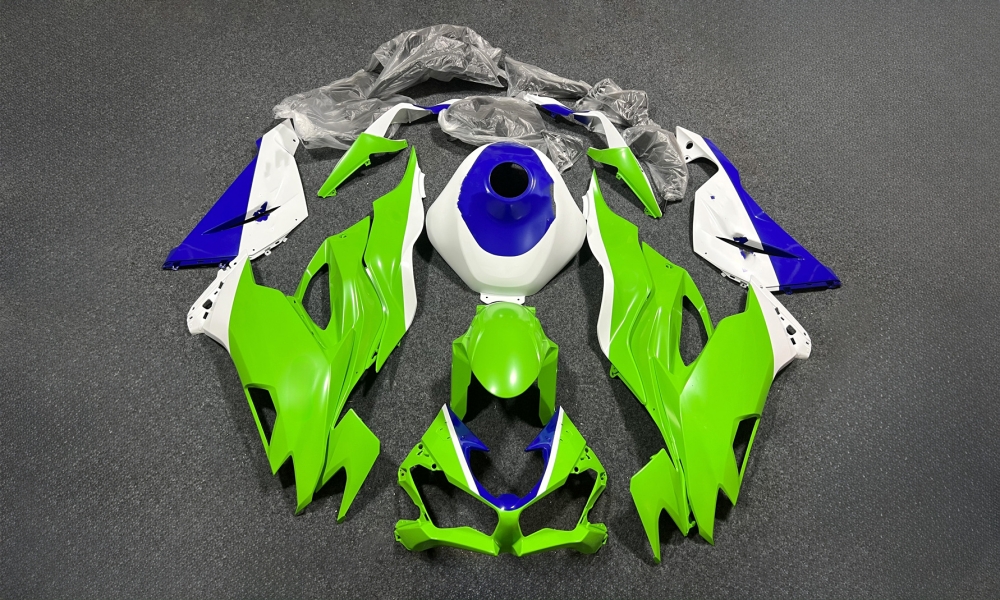 Benefits of Buying Replacement Motorcycle Fairing Parts Online