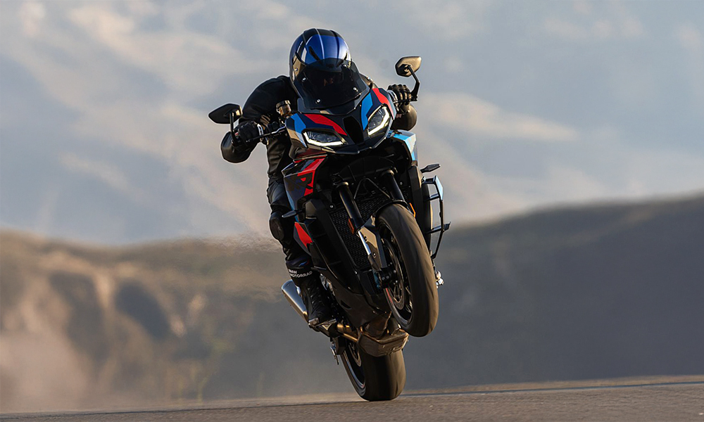 How to take motorcycle riding photos