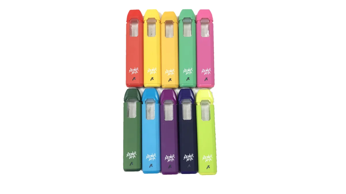 Design and Build Quality of the 2ML Stoner Stix Disposable Vape Pen