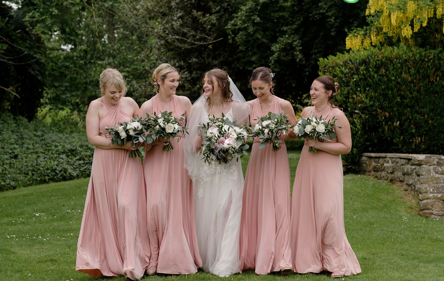 7 reasons why infinity bridesmaid dresses are the perfect choice for weddings