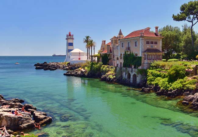 Why This Cascais Yoga Retreat Is Perfect for You