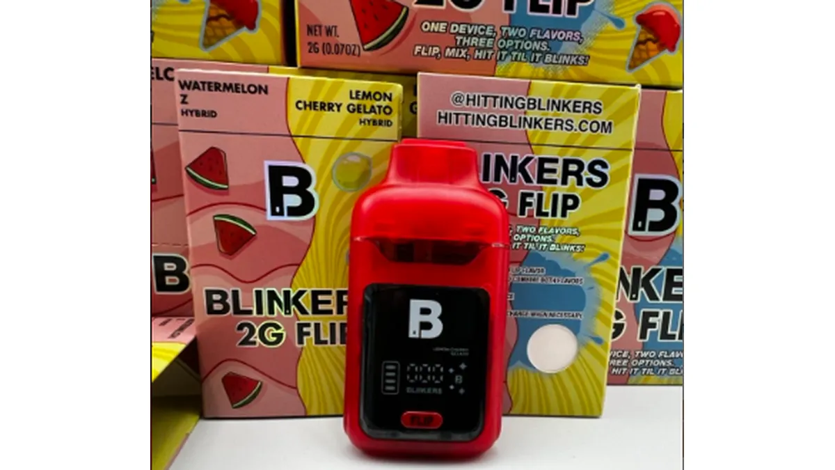 Blinker Flip Dual Review: Performance, Flavor Options, and Battery Life