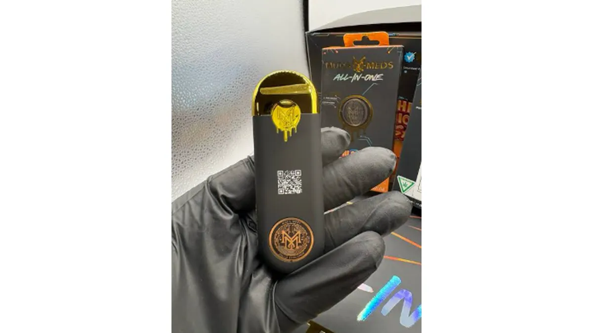 Customer Feedback Roundup: Pros and Cons of Golden Hour Muha Vape