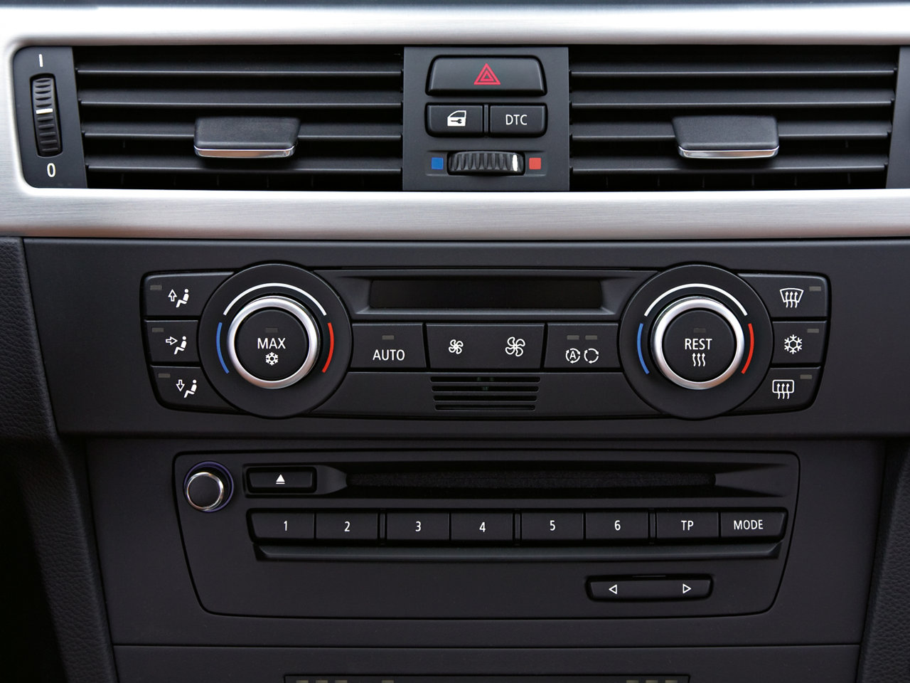 Top Wireless CarPlay Adapters for Cars Without Built-In CarPlay