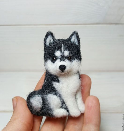 10 Trending Custom Pet Portrait Styles for 2025Custom Pet Wool Felt Portraits