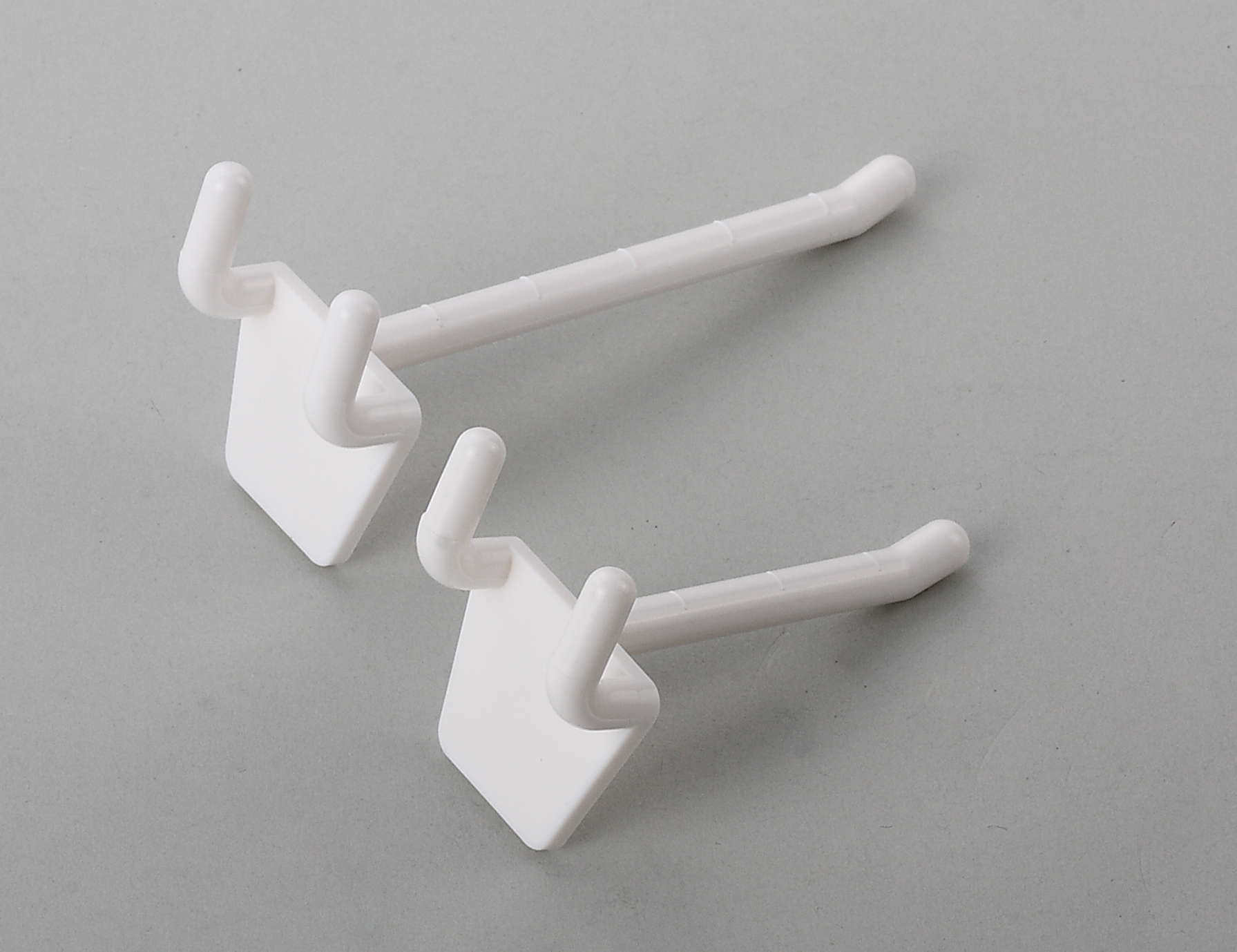 Tools Needed to Remove Hardwall Picture Hooks