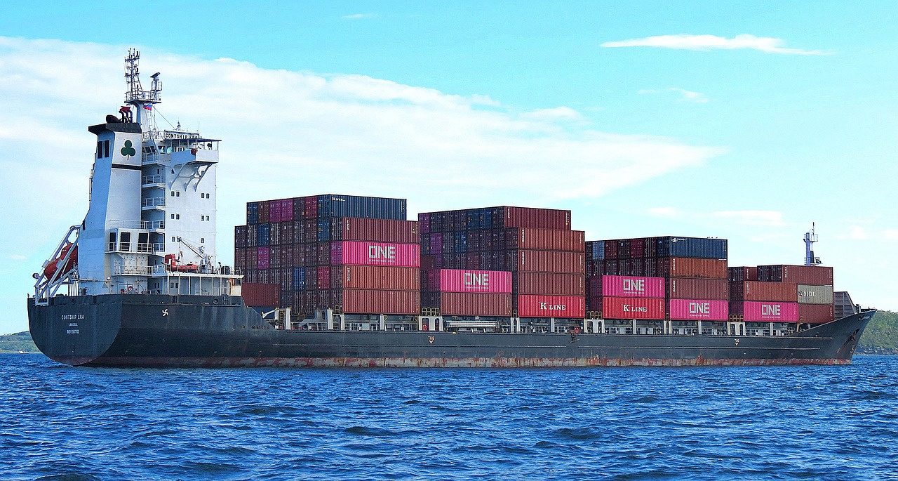 Comparing Ship Order Trends Between Japan and South Korea