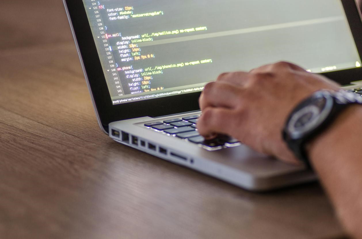 Maximizing Your Company's Potential with MokaHR: The Key to Efficient Hiring