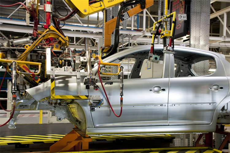 Navigating Automotive Supply Chain Disruptions