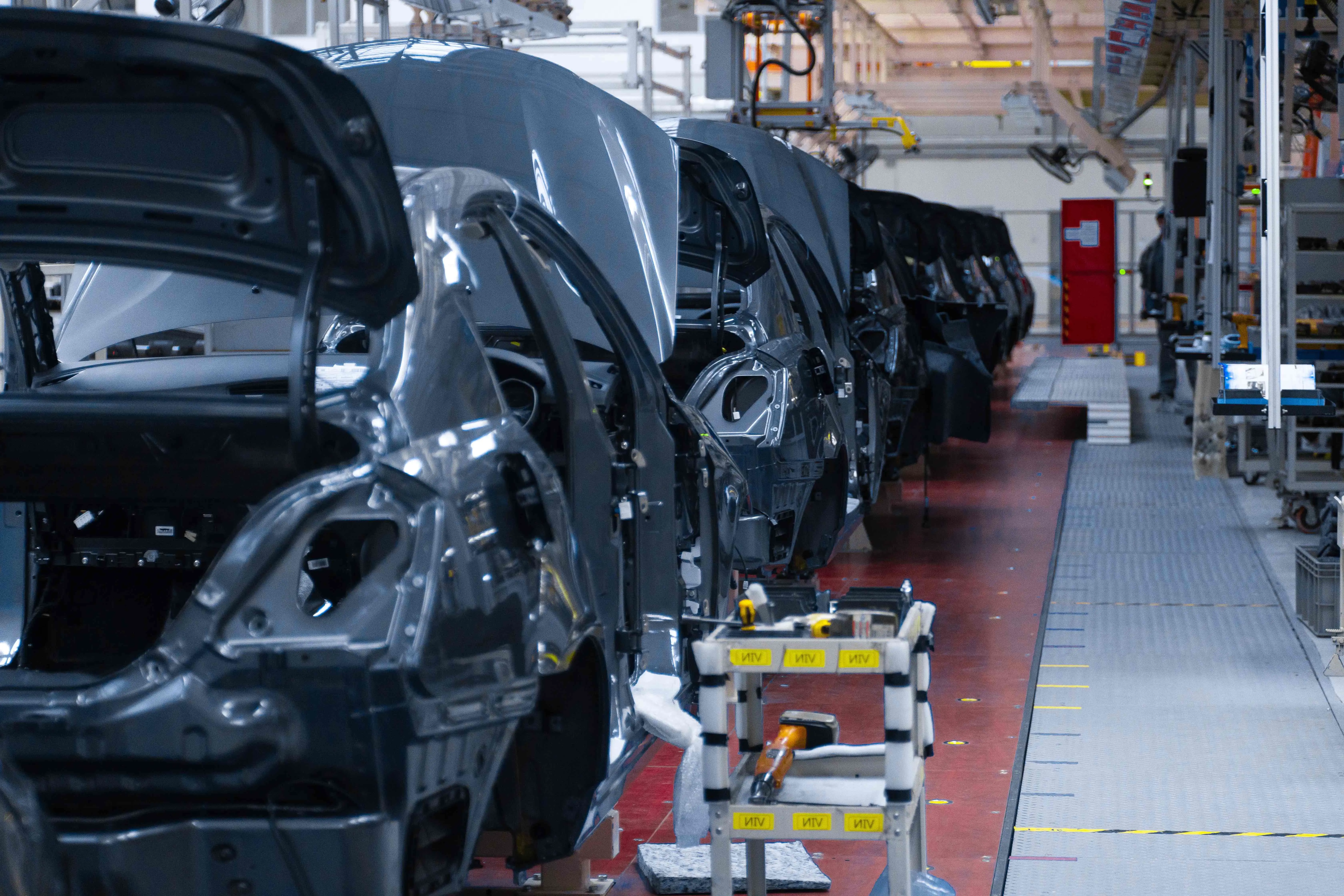 The Future of Automotive Supply Chains: Challenges Ahead in 2025