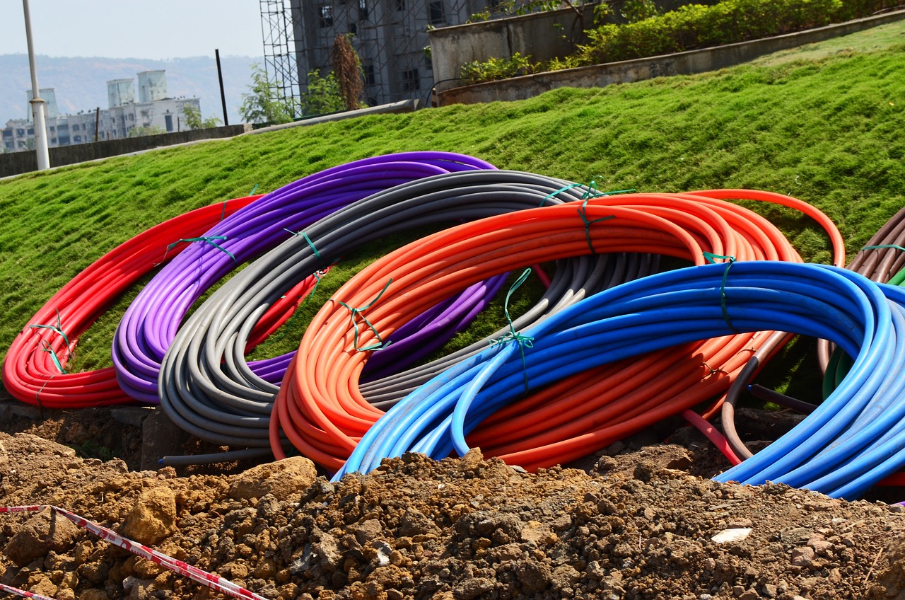 4 Types of Optical Fiber Cables You Need to Know About