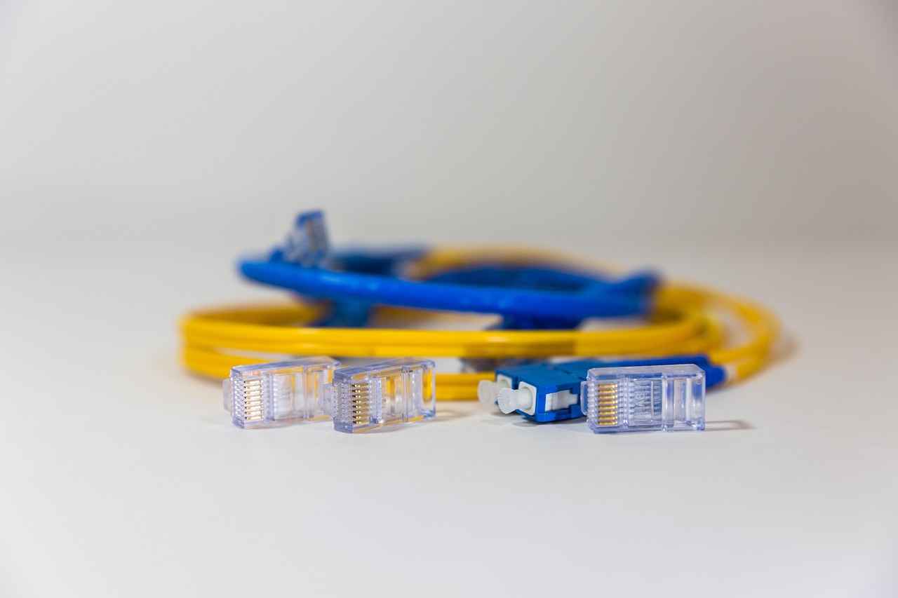 4 Essential Components of Fiber Optic Cable Construction Explained