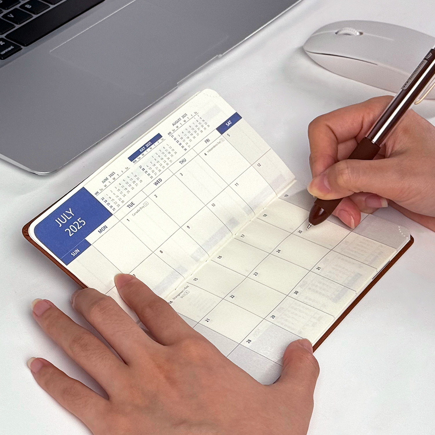 Using Your Pocket Monthly Planner