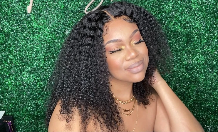 Why Human Hair Glueless Lace Wigs Are a Wise Investment