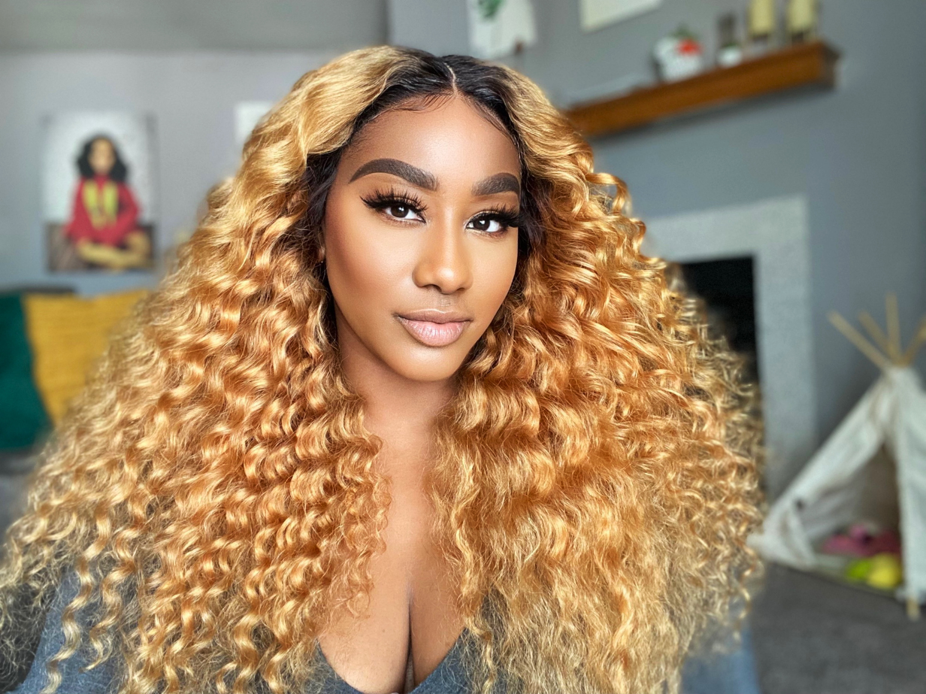 How to Choose the Best Blonde Wig with Bangs for Your Skin Tone