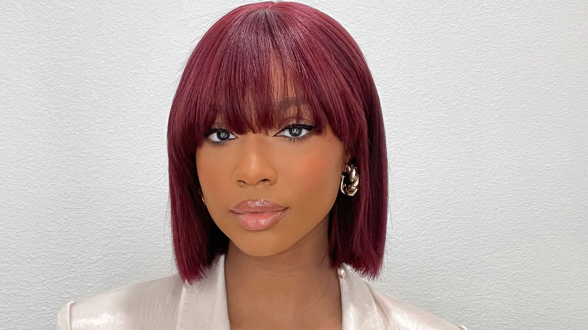 Layering Your Long Bob Wig with Bangs for a Dynamic Look