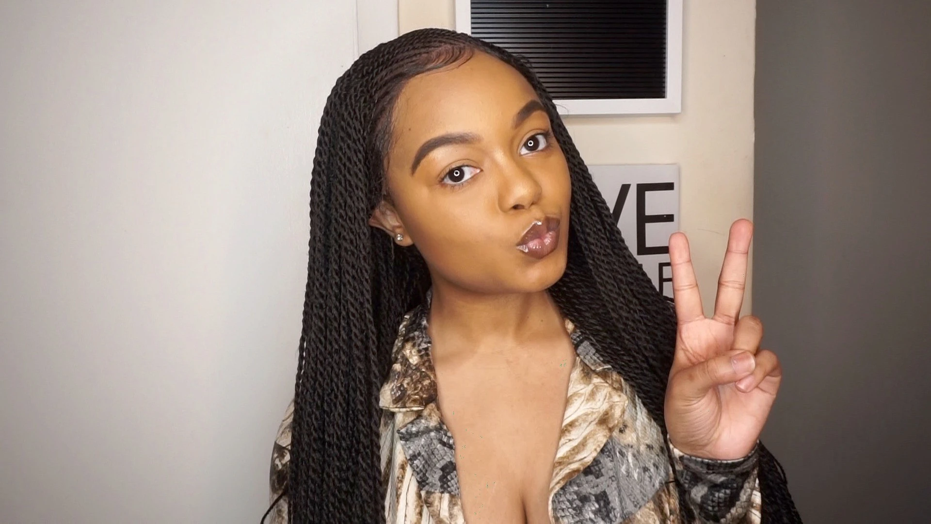 How to Wear Braided Glueless Wigs Effortlessly