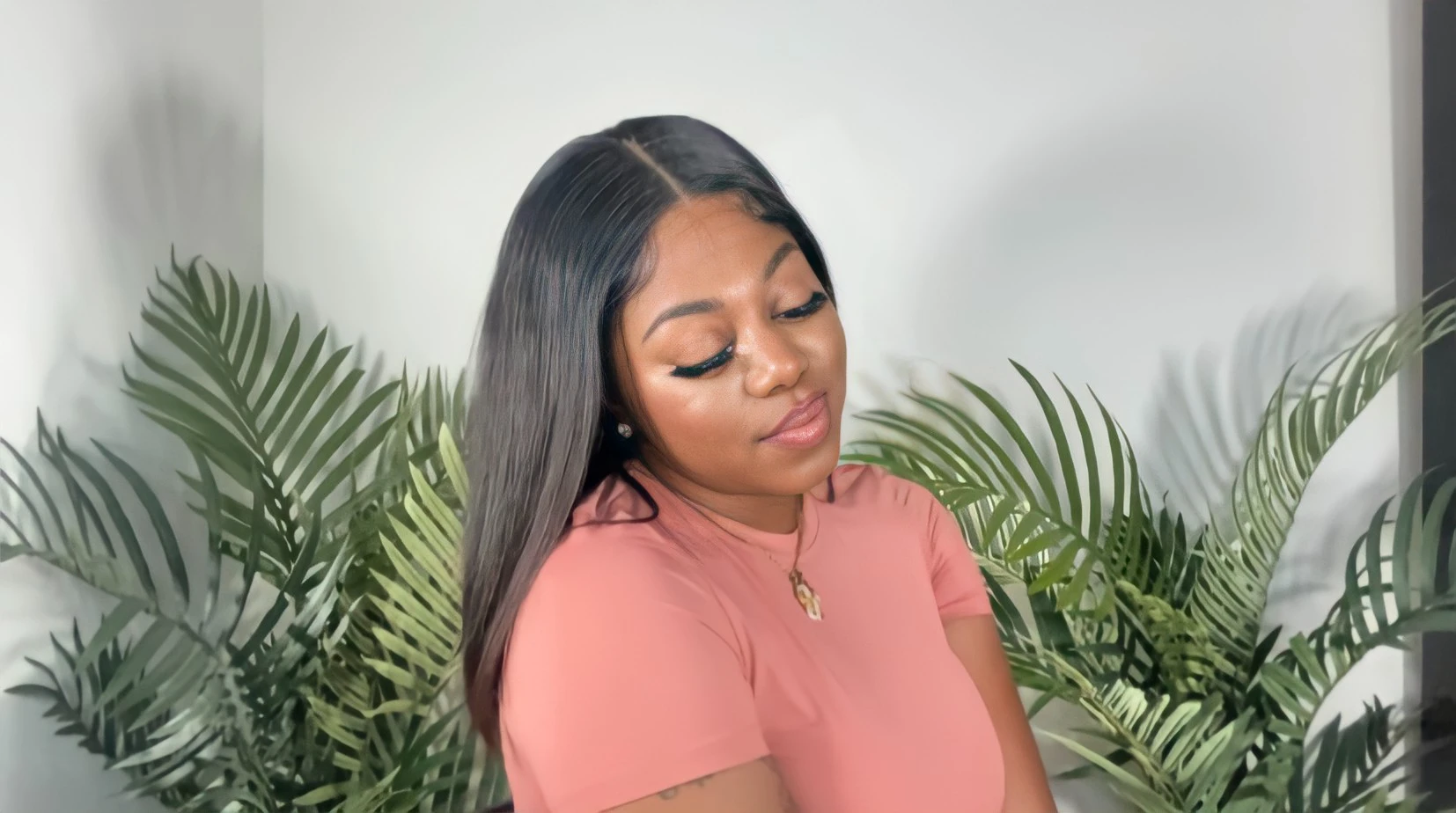 The Top Reasons to Choose Glueless Lace Wigs in Human Hair