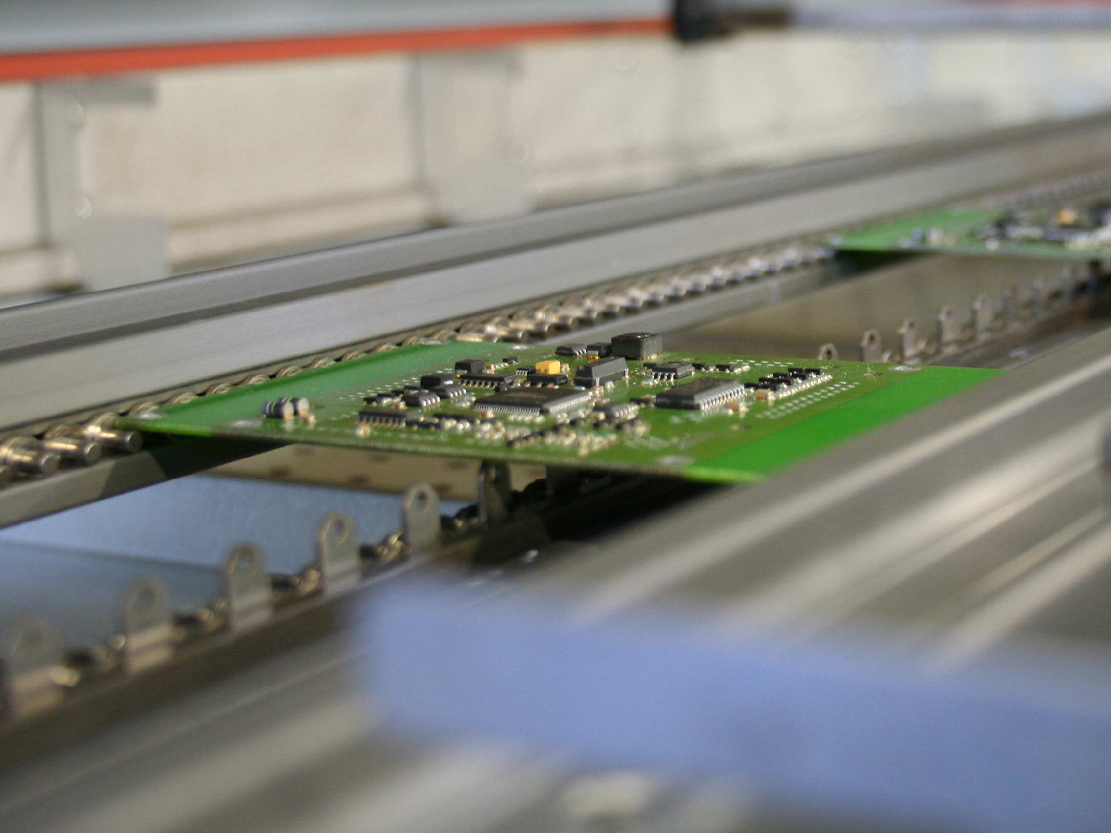 Role of Reflow Ovens in Tackling Oxidation