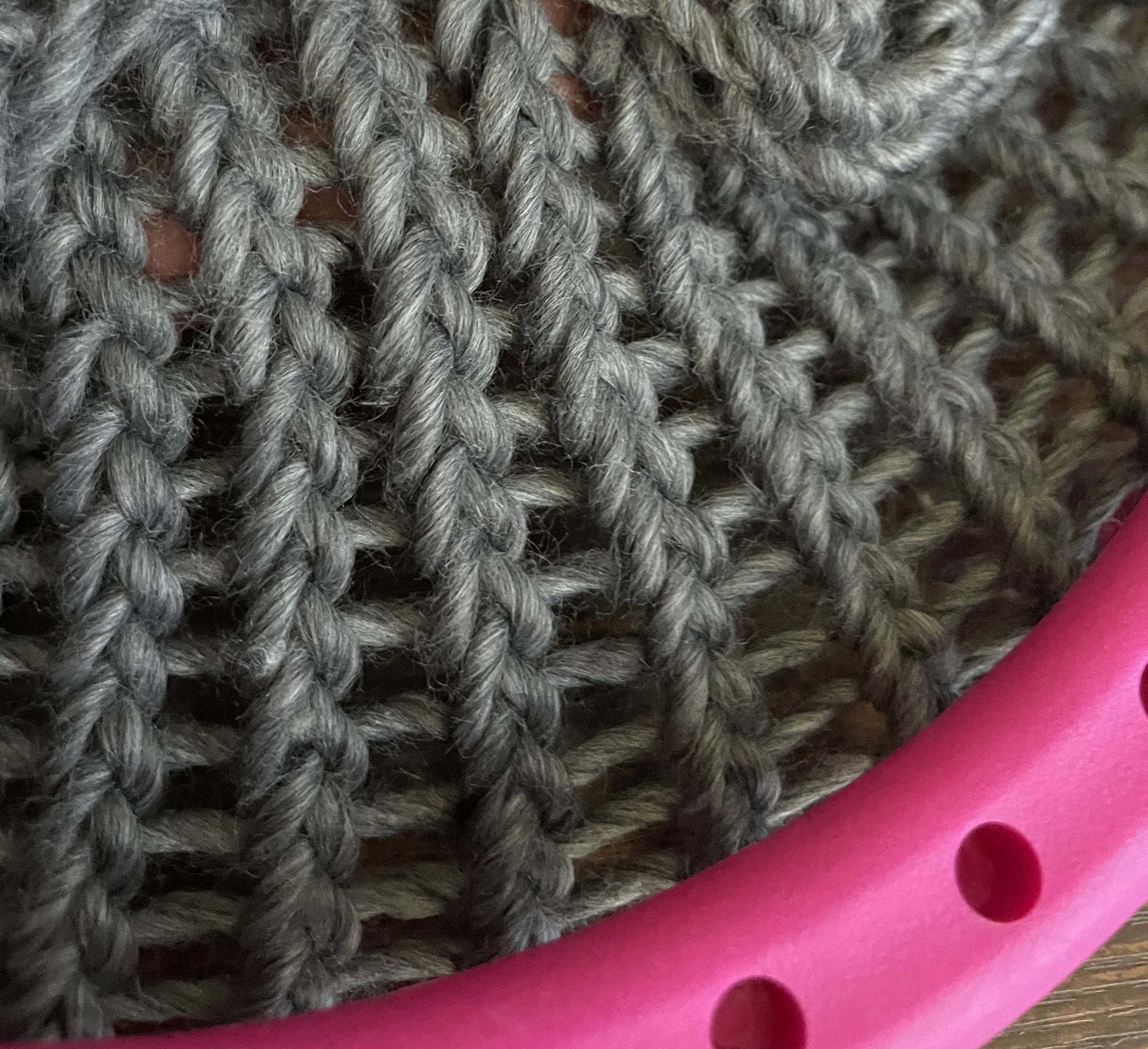 Loom knitting