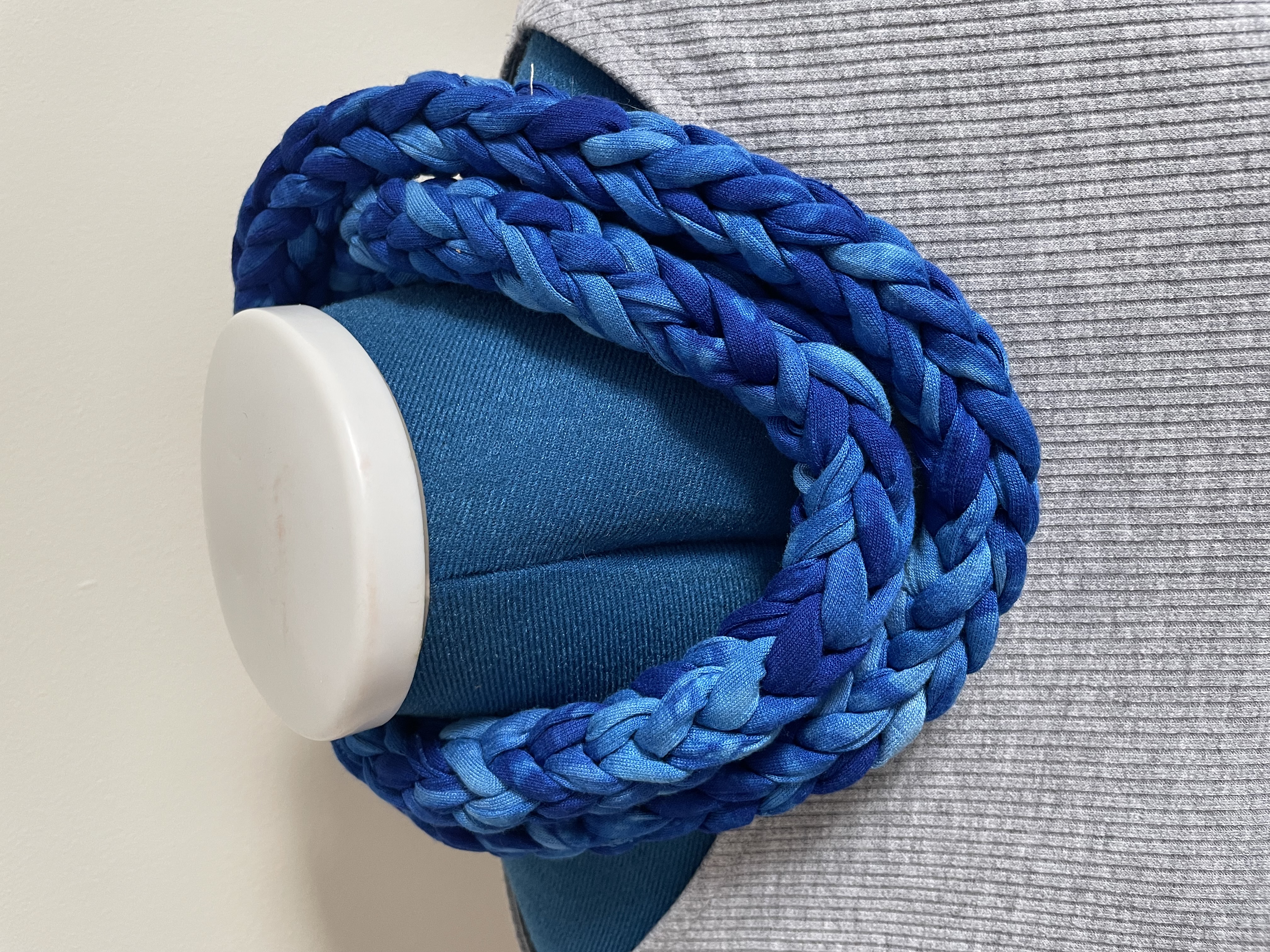 no needles knitting
