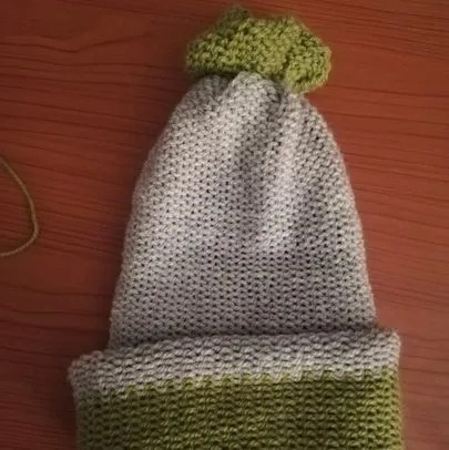 no needles knitting quirks