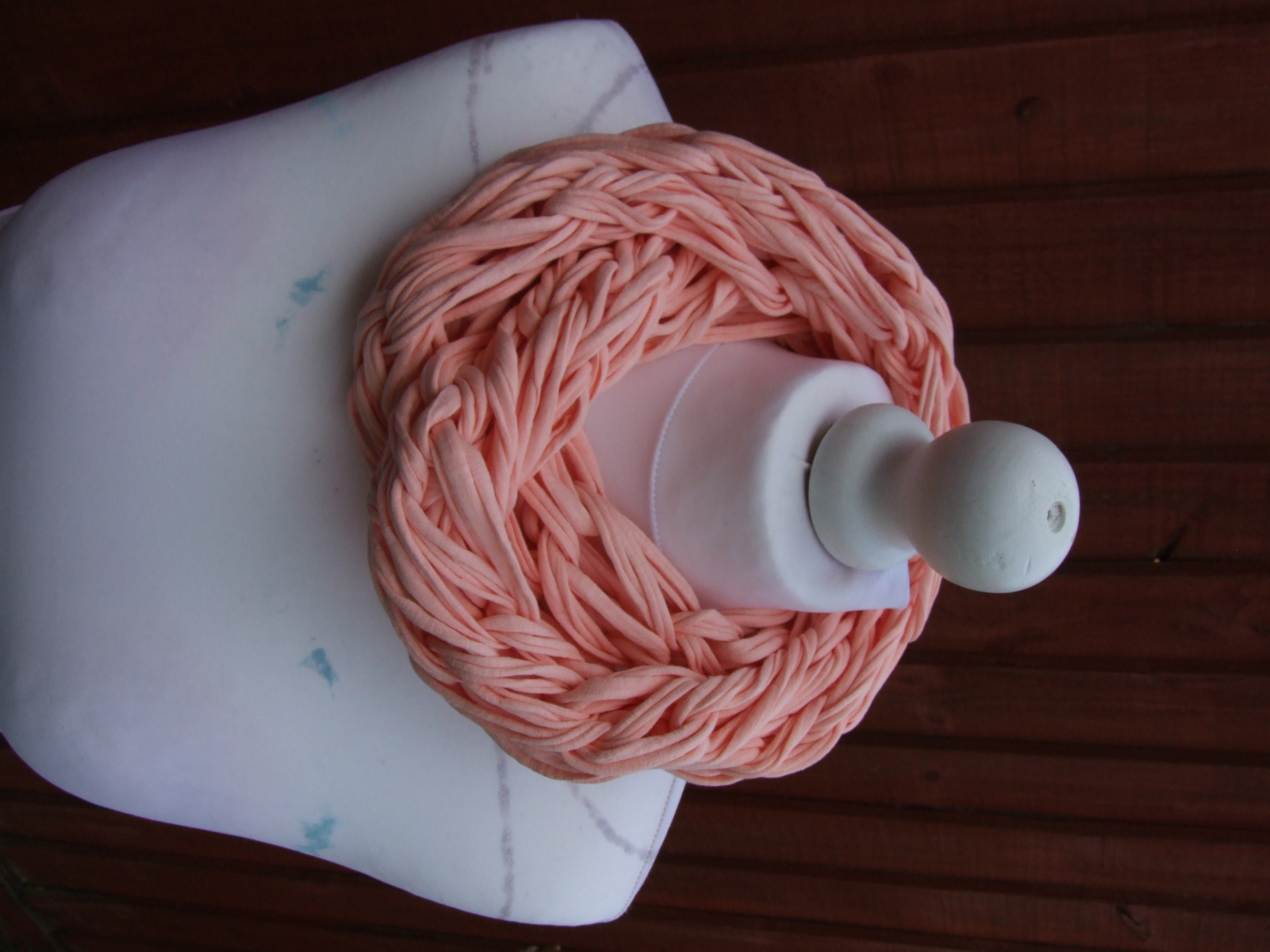 no needles knitting scarf