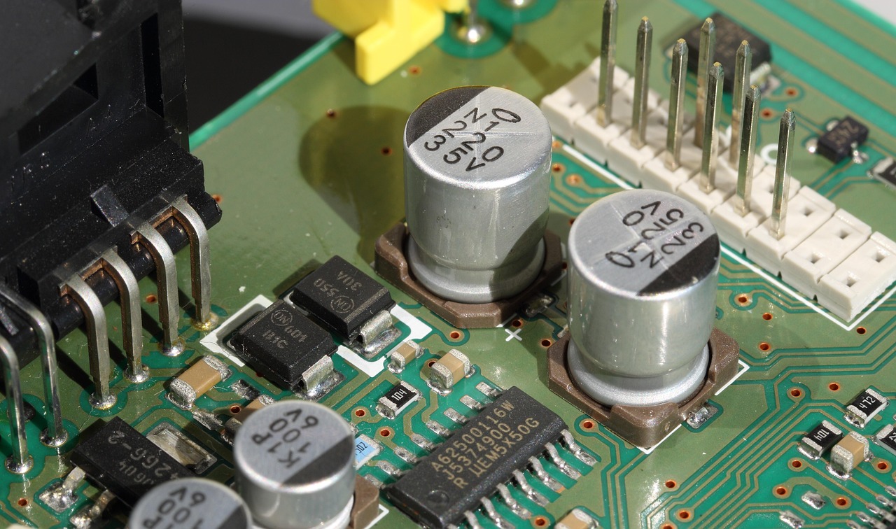 SMT and DIP Assembly Explained for PCBA Applications
