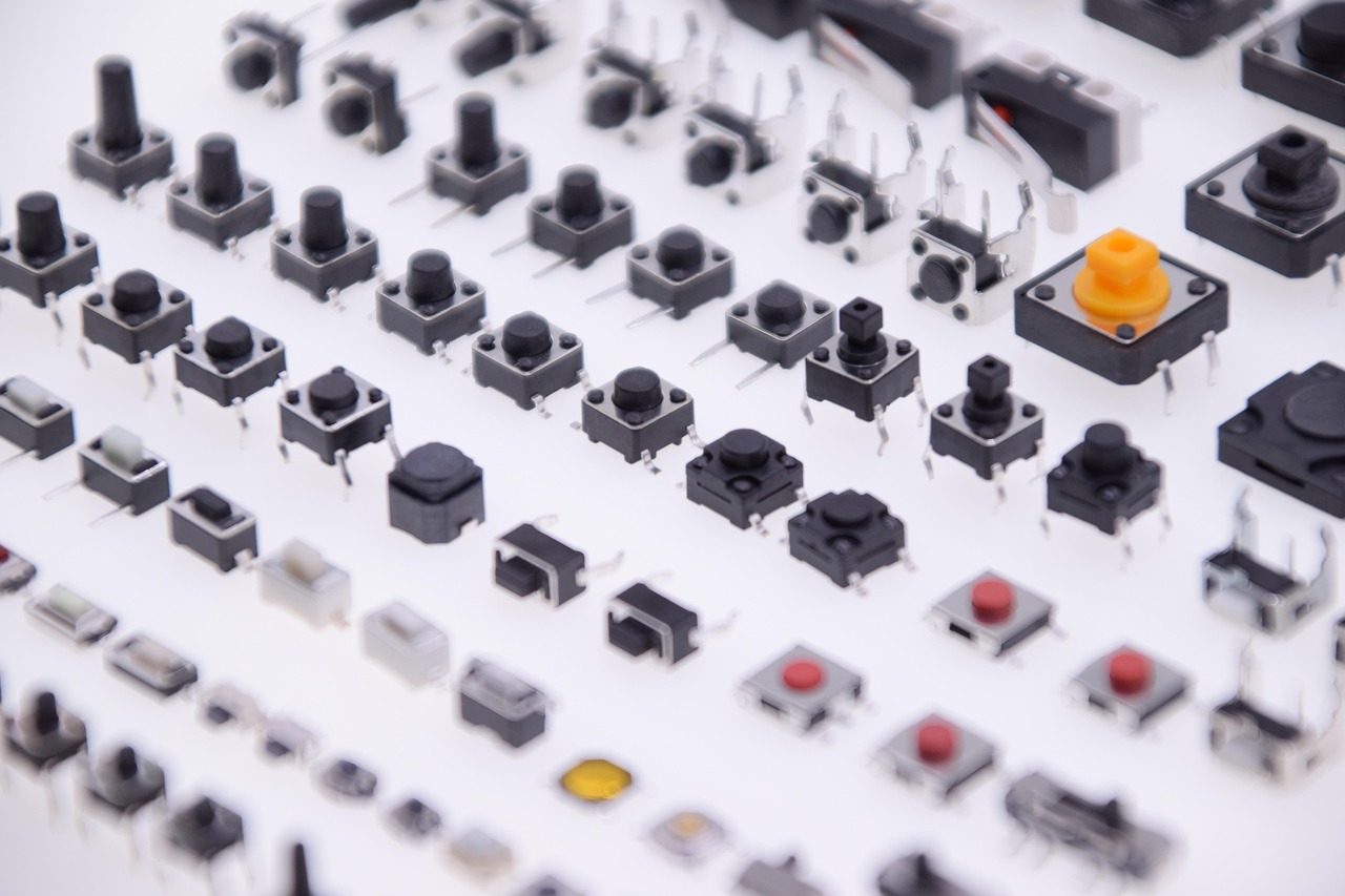 How to Choose the Right Through Hole PCB Assembly Service for Industrial Control Applications