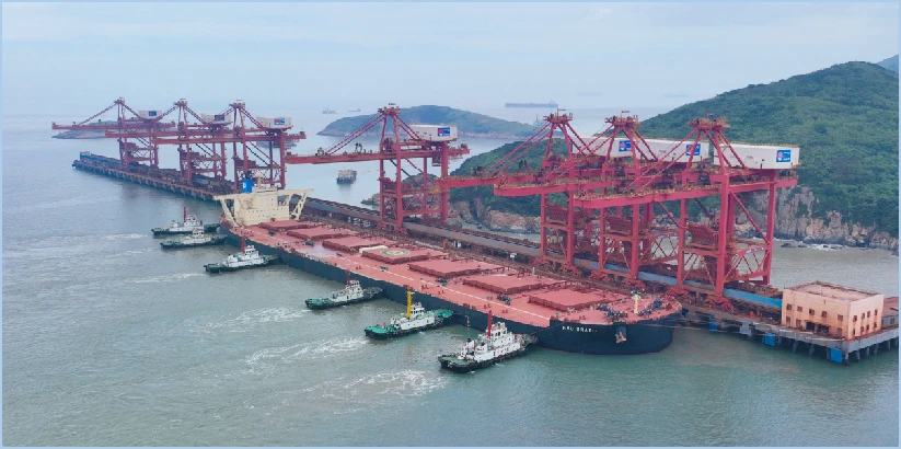 Container crane: cut “near latch” alarms fast